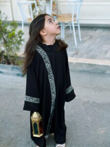 ARBIC KIDS ABAYA -عباية اطفال خط عربى